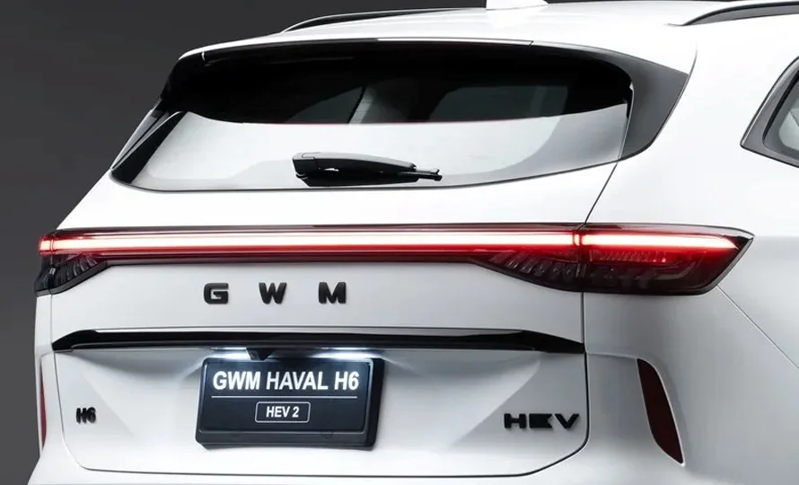 foto890_gwm-haval-h6-hev2-conteudo-7.webp